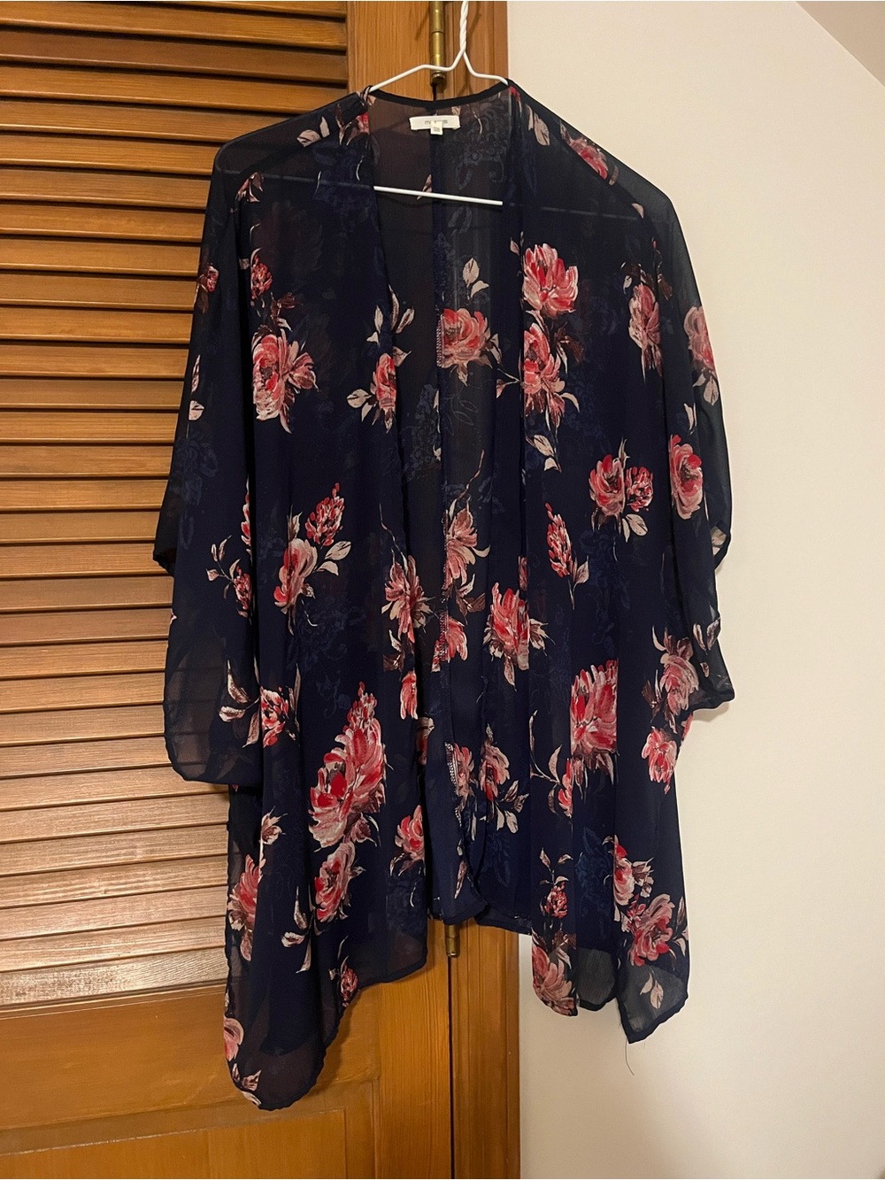 Maurices one size navy blue floral kimono